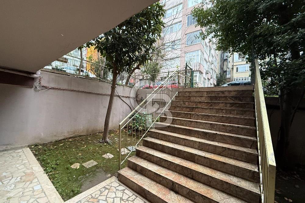 BEŞİKTAŞ,GAYRETTEPE, ŞENOL SOKAK'TA 3+1 120 M2 BALKONLU DAİRE