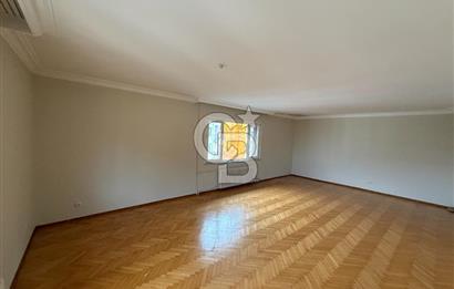 BEŞİKTAŞ,GAYRETTEPE, ŞENOL SOKAK'TA 3+1 120 M2 BALKONLU DAİRE