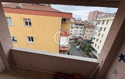 BEŞİKTAŞ,GAYRETTEPE, ŞENOL SOKAK'TA 3+1 120 M2 BALKONLU DAİRE