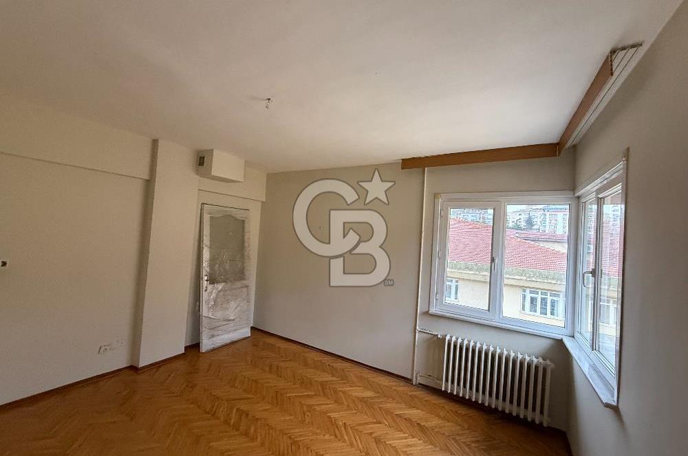 BEŞİKTAŞ,GAYRETTEPE, ŞENOL SOKAK'TA 3+1 120 M2 BALKONLU DAİRE