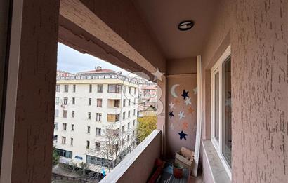 BEŞİKTAŞ,GAYRETTEPE, ŞENOL SOKAK'TA 3+1 120 M2 BALKONLU DAİRE