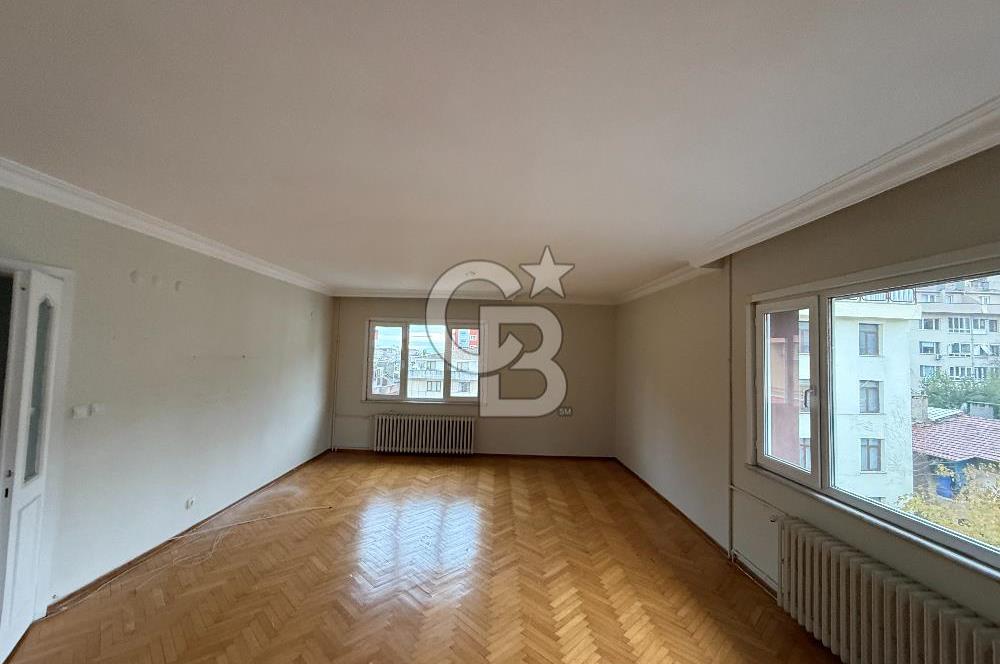 BEŞİKTAŞ,GAYRETTEPE, ŞENOL SOKAK'TA 3+1 120 M2 BALKONLU DAİRE