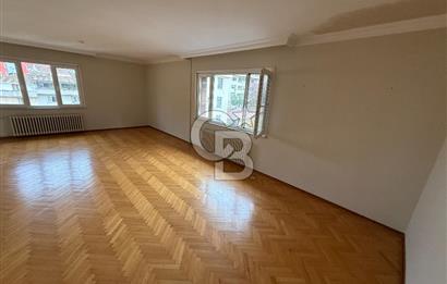 BEŞİKTAŞ,GAYRETTEPE, ŞENOL SOKAK'TA 3+1 120 M2 BALKONLU DAİRE