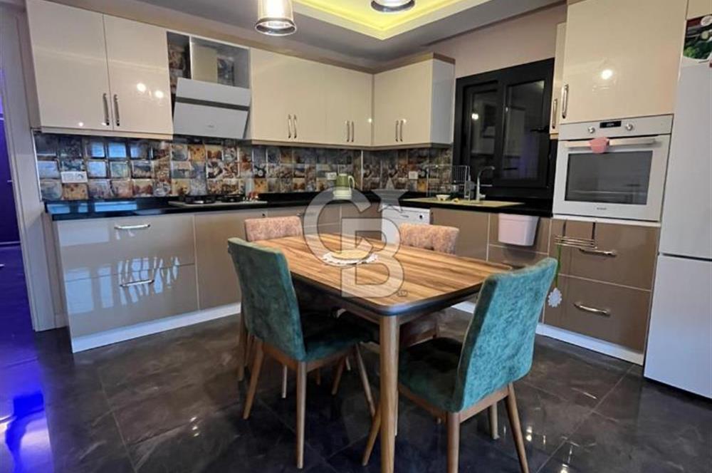 İzmir Foça Gerenköy'de Satılık 5+1 Müstakil Tribleks Villa