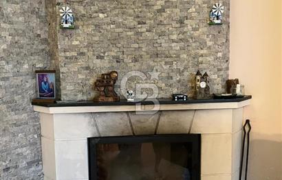 İzmir Foça Gerenköy'de Satılık 5+1 Müstakil Tribleks Villa