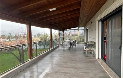 İzmir Foça Gerenköy'de Satılık 5+1 Müstakil Tribleks Villa