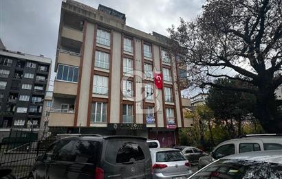 SAMANDIRA SANCAKTEPEDE MERKEZİ LOKASYONDA 3+1 FERAH DAİRE