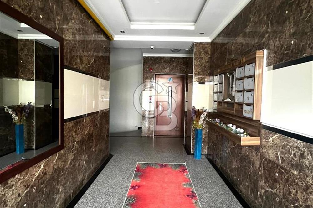 SAMANDIRA SANCAKTEPEDE MERKEZİ LOKASYONDA 3+1 FERAH DAİRE