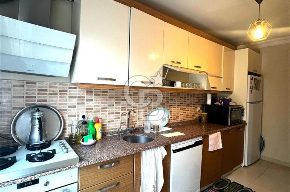 SAMANDIRA SANCAKTEPEDE MERKEZİ LOKASYONDA 3+1 FERAH DAİRE