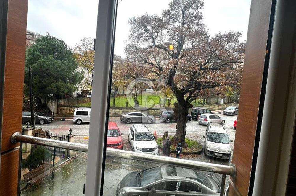 SAMANDIRA SANCAKTEPEDE MERKEZİ LOKASYONDA 3+1 FERAH DAİRE