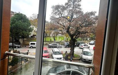 SAMANDIRA SANCAKTEPEDE MERKEZİ LOKASYONDA 3+1 FERAH DAİRE