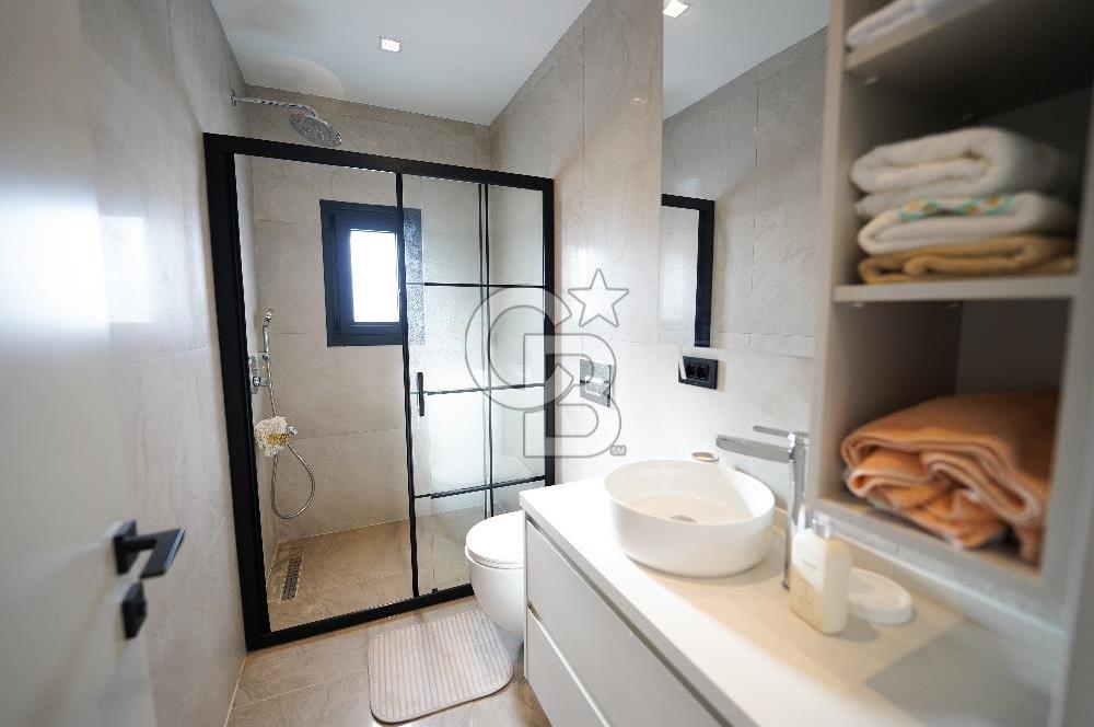 Çeşme Reisdere'de Satılık Sıfır Müstakil Havuzlu 5+1 Villa