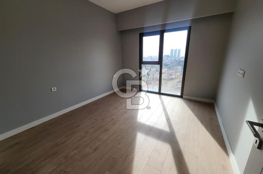 Emlak Konut 16. Etapta Deniz manzaralı 2+1 Kiralık Daire 