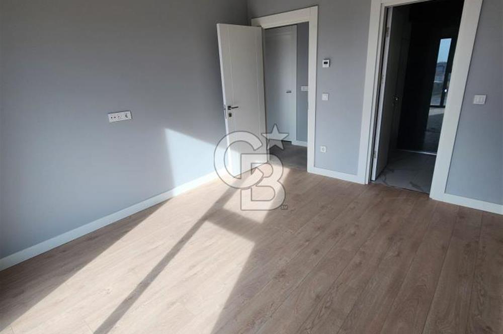Emlak Konut 16. Etapta Deniz manzaralı 2+1 Kiralık Daire 
