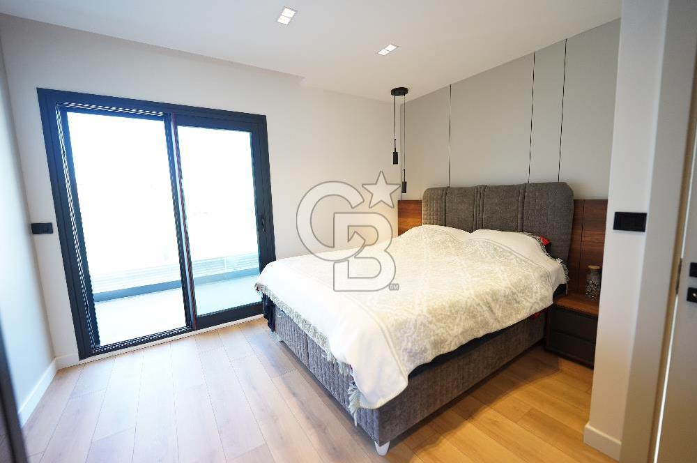 Çeşme Reisdere'de Satılık Sıfır Müstakil Havuzlu 5+1 Villa