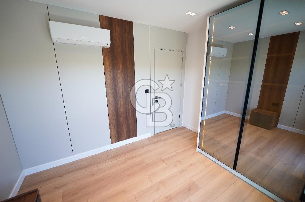 Çeşme Reisdere'de Satılık Sıfır Müstakil Havuzlu 5+1 Villa