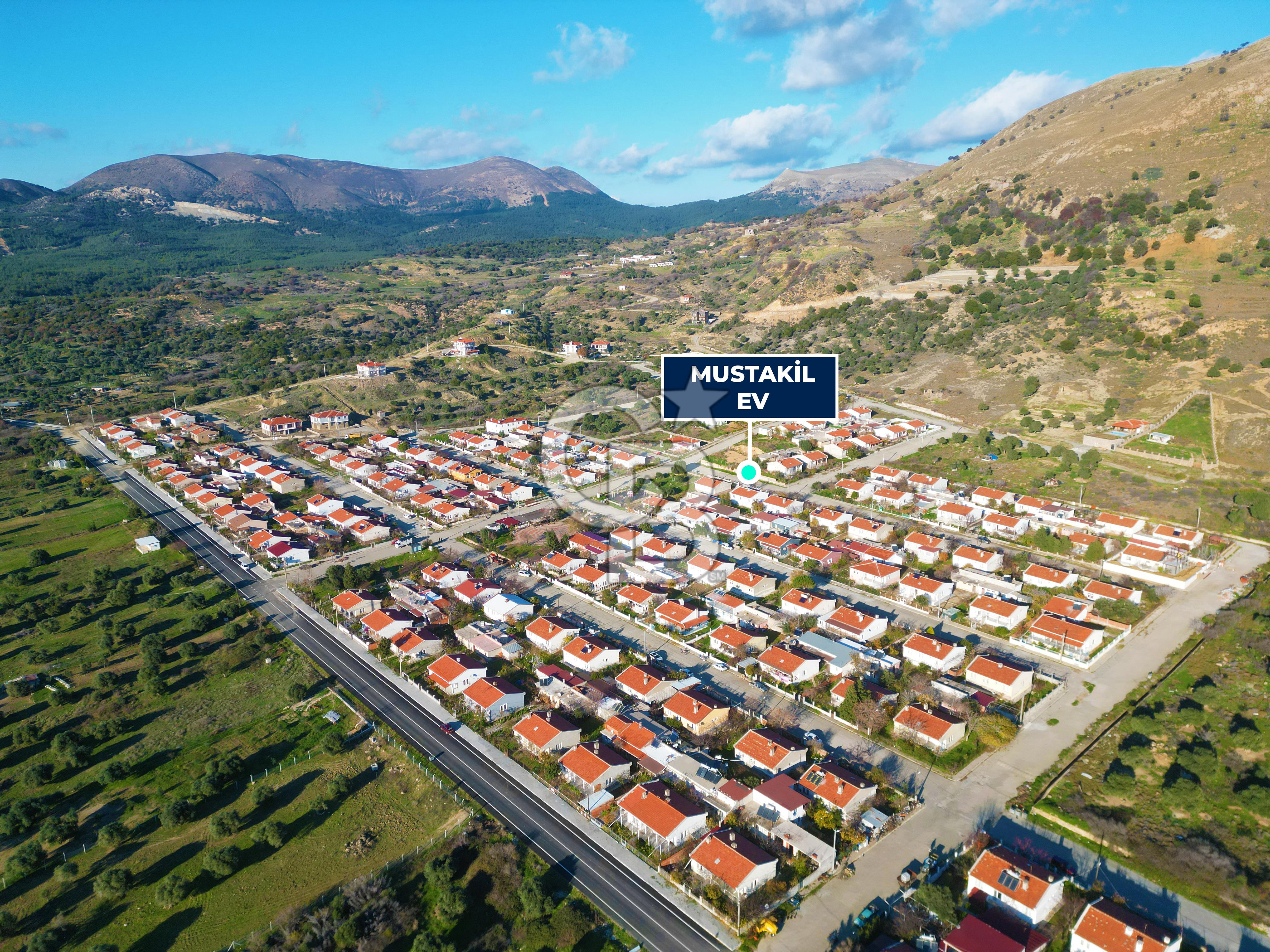 Gökçeada Şirinköyde 500 m² Arsa Üzerinde 3+1 Satılık Müstakil Ev