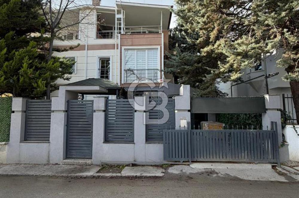 Çankaya İlkbahar Mahallesinde Prestijli Konumda Müstakil Bina