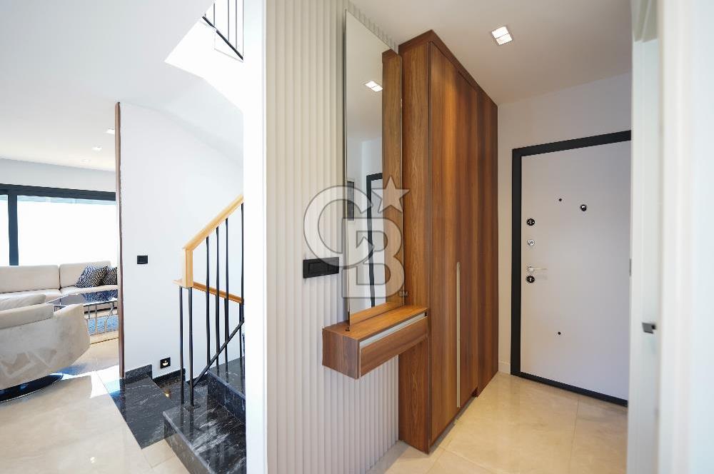 Çeşme Reisdere'de Satılık Sıfır Müstakil Havuzlu 5+1 Villa