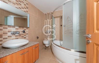 Urla Kekliktepe'de Satılık Panoramik Deniz Manzaralı 5+2 Villa