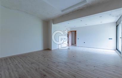 Urla Kekliktepe'de Satılık Panoramik Deniz Manzaralı 5+2 Villa