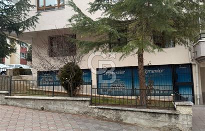 Dikmen Mürsel Uluçta Cadde Üzeri,Faaliyete Uygun Satılık Dükkan