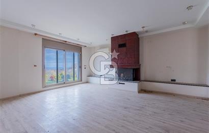 Urla Kekliktepe'de Satılık Panoramik Deniz Manzaralı 5+2 Villa