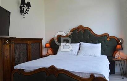 Cunda Adasında Denize Sıfır Butik Otel Özel Plaj, Havuz & Ege