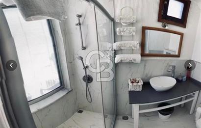 Cunda Adasında Denize Sıfır Butik Otel Özel Plaj, Havuz & Ege