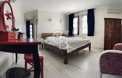 Cunda Adasında Denize Sıfır Butik Otel Özel Plaj, Havuz & Ege