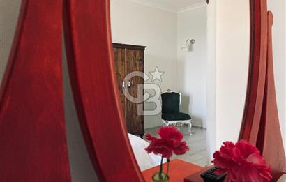 Cunda Adasında Denize Sıfır Butik Otel Özel Plaj, Havuz & Ege