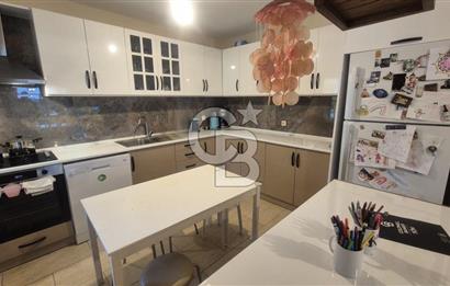 ÇEŞME'DE 500 M2 ALANDA MÜSTAKİL SATILIK TRİPLEKS BAHÇELİ VİLLA