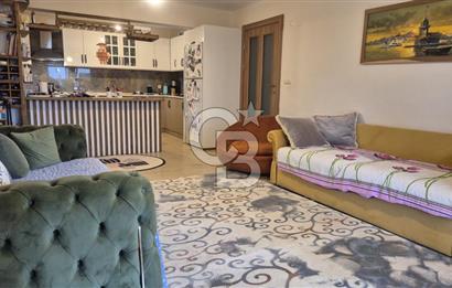 ÇEŞME'DE 500 M2 ALANDA MÜSTAKİL SATILIK TRİPLEKS BAHÇELİ VİLLA