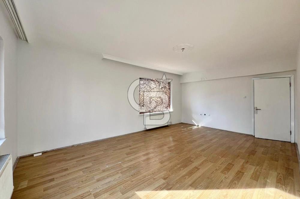 ANA CD YAKINI ARA KAT ÖN CEPHE KELEPİR 3+1 DAİRE