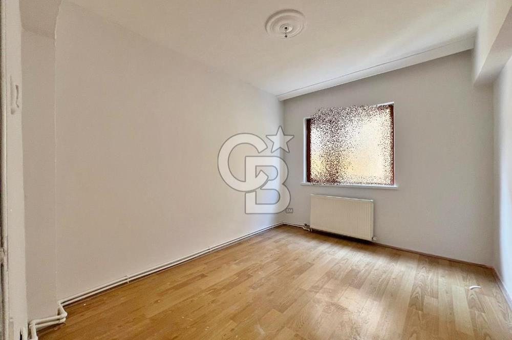 ANA CD YAKINI ARA KAT ÖN CEPHE KELEPİR 3+1 DAİRE