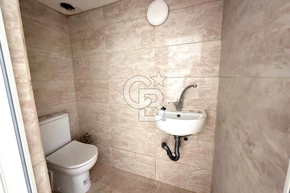 BURHANİYE MERKEZ'DE SATILIK DÜKKAN