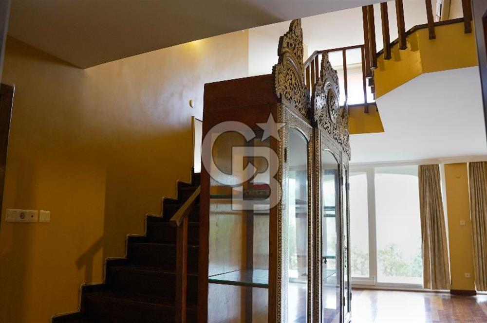 Sarıyer Yeni Dostlar Sitesi Orman Manzaralı Müstakil Villa