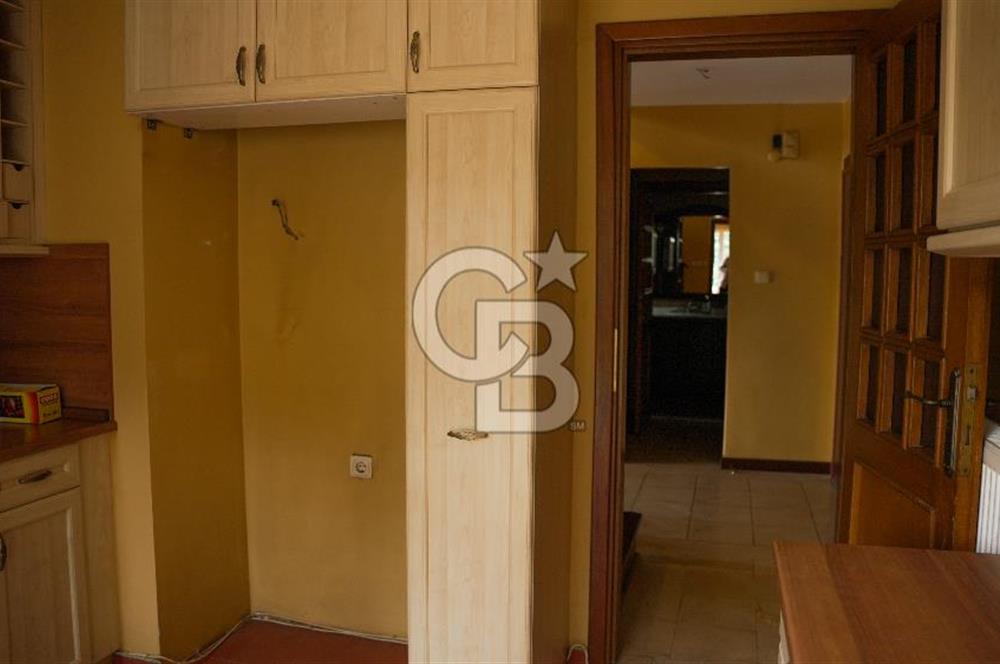 Sarıyer Yeni Dostlar Sitesi Orman Manzaralı Müstakil Villa