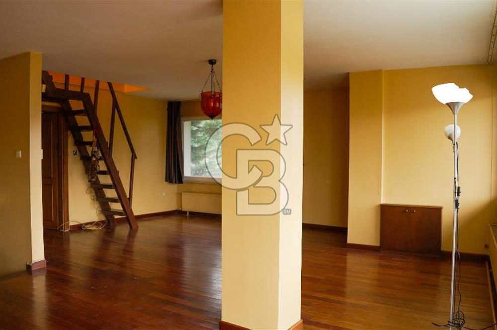 Sarıyer Yeni Dostlar Sitesi Orman Manzaralı Müstakil Villa