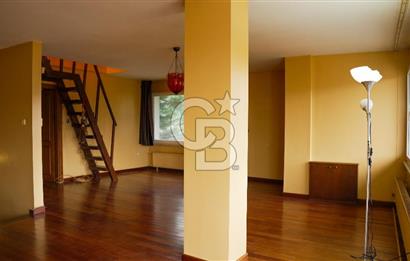 Sarıyer Yeni Dostlar Sitesi Orman Manzaralı Müstakil Villa