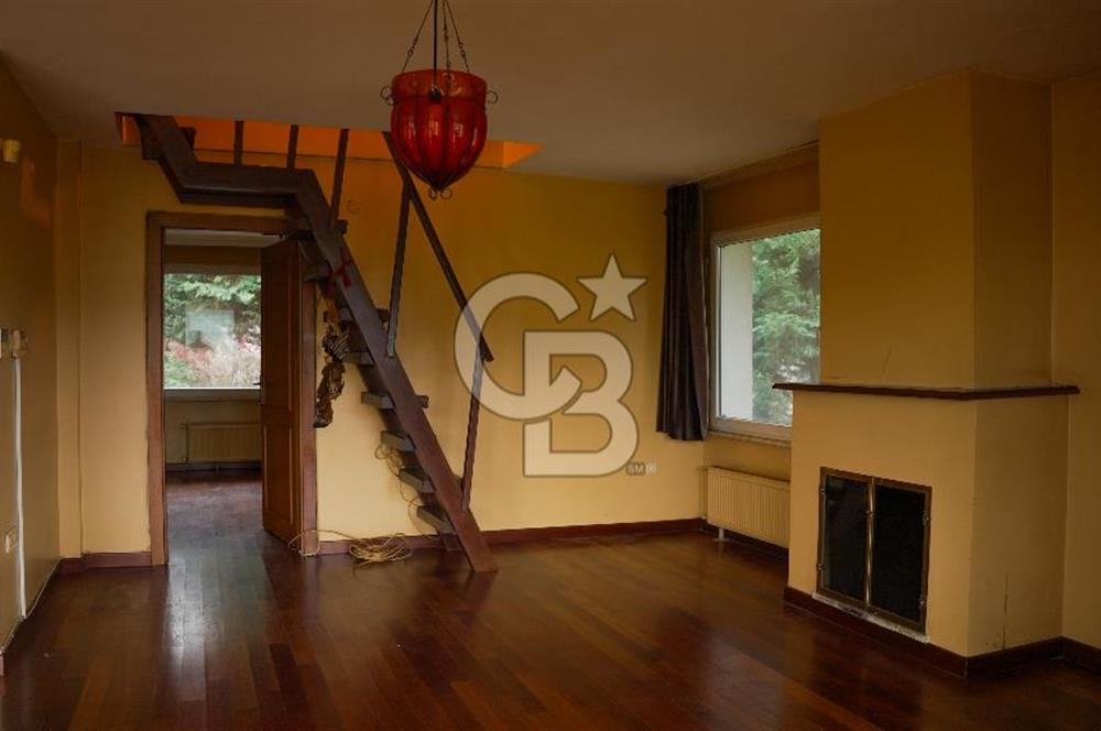 Sarıyer Yeni Dostlar Sitesi Orman Manzaralı Müstakil Villa