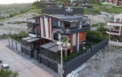 CB KİNG'DEN KUVA-İ MİLLİYE MAH.HAVUZLU 4+1 SATILIK TRİPLEKS