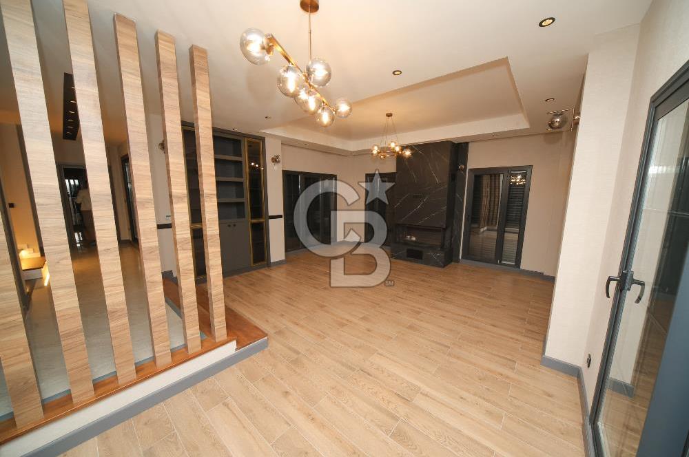 CB KİNG'DEN KUVA-İ MİLLİYE MAH.HAVUZLU 4+1 SATILIK TRİPLEKS