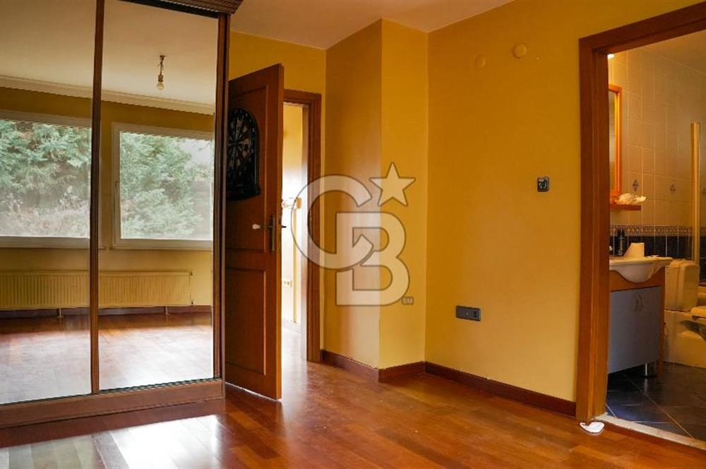 Sarıyer Yeni Dostlar Sitesi Orman Manzaralı Müstakil Villa