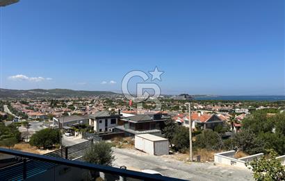 ÇEŞME ALAÇATI DENİZ MANZARALI 6+2 HAVUZLU EŞYALI SATILIK VİLLA