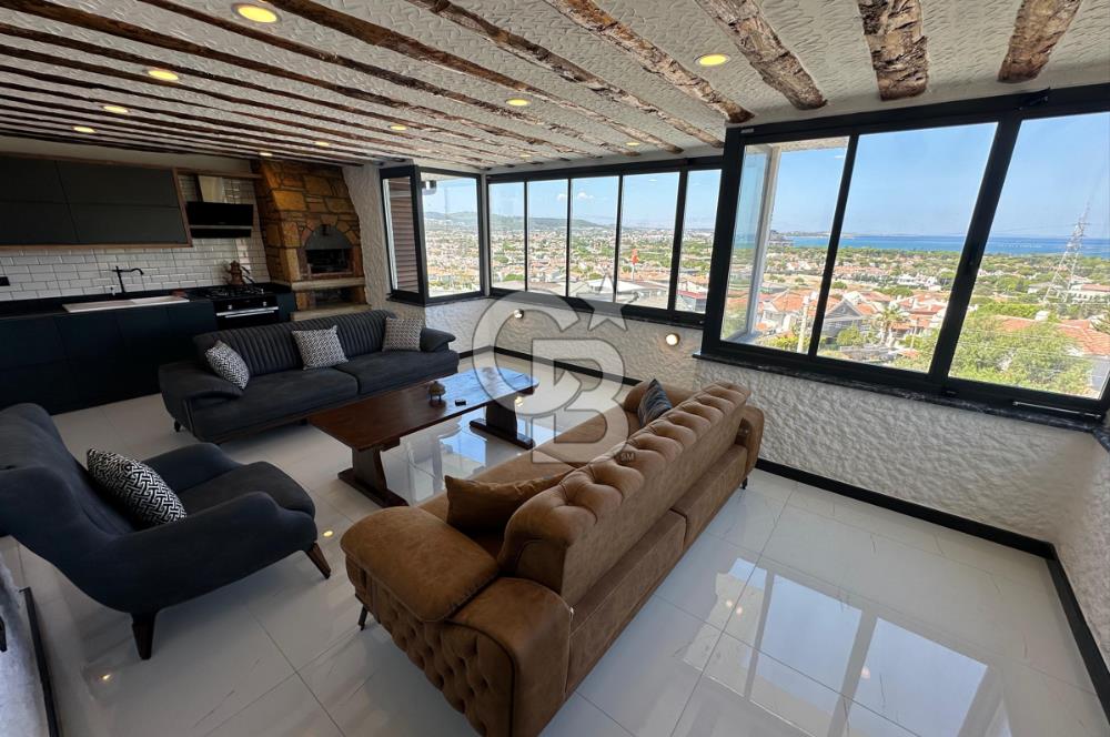 ÇEŞME ALAÇATI DENİZ MANZARALI 6+2 HAVUZLU EŞYALI SATILIK VİLLA