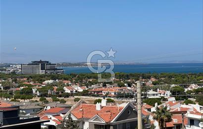 ÇEŞME ALAÇATI DENİZ MANZARALI 6+2 HAVUZLU EŞYALI SATILIK VİLLA