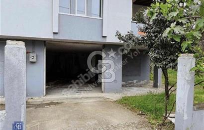 KİRALIK 5+1 ŞEHİRDE İÇİNDE BAHÇELİ DEPOLU MÜSTAKİL YALOVA ÇİFTLİKKÖY