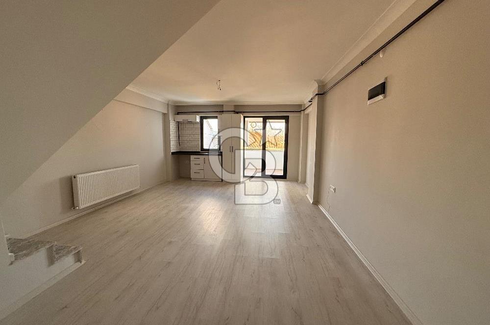 KOCAELİ GÖLCÜK SATILIK GENİŞ 1+1 ÇATI DUBLEKS DAİRE