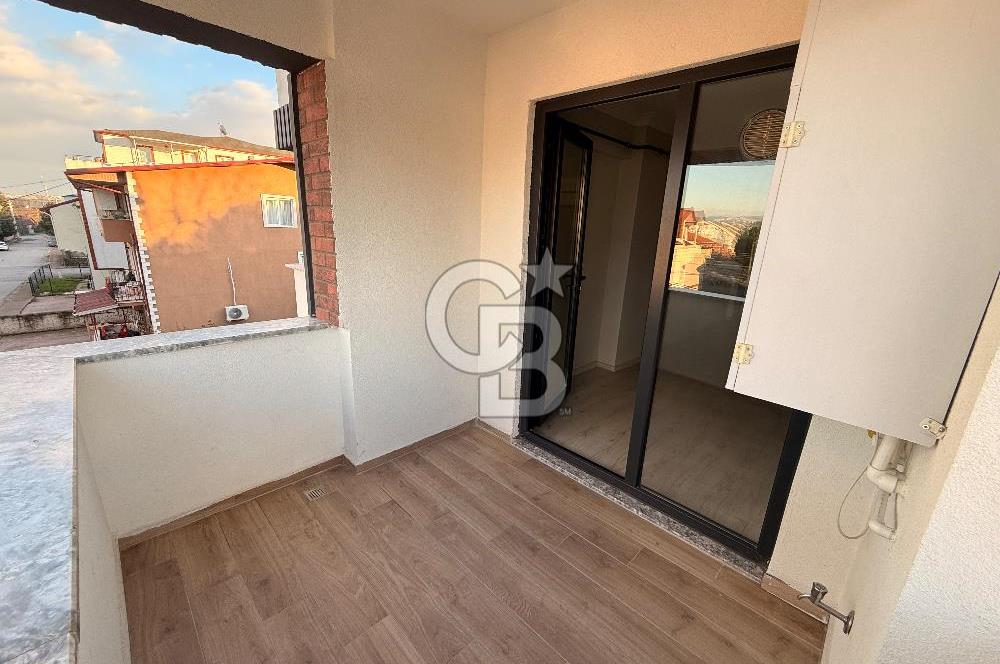 KOCAELİ GÖLCÜK SATILIK GENİŞ 1+1 ÇATI DUBLEKS DAİRE